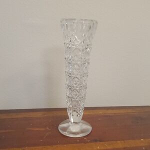 Vintage 1978 Elegant Crystal Vase